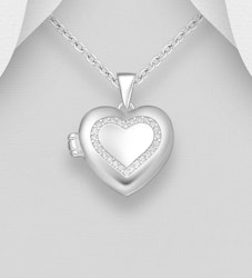 Halsband Hjärta - öppningsbart Hjärta med glittrande cubic