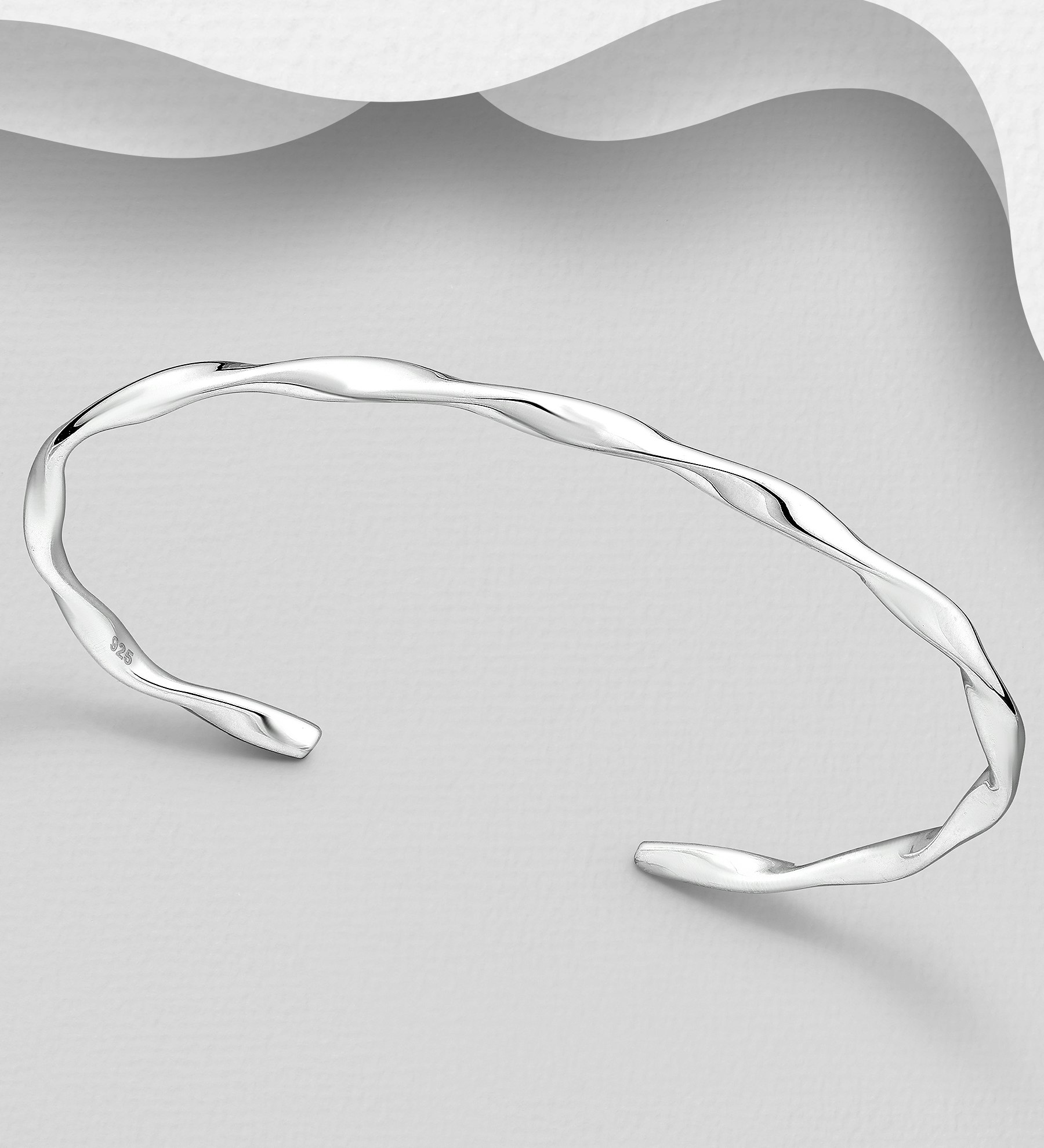 Stelt silverarmband i vriden design - cuff, hårt armband till tjej/ dam i snygg design & äkta 925 sterling silver