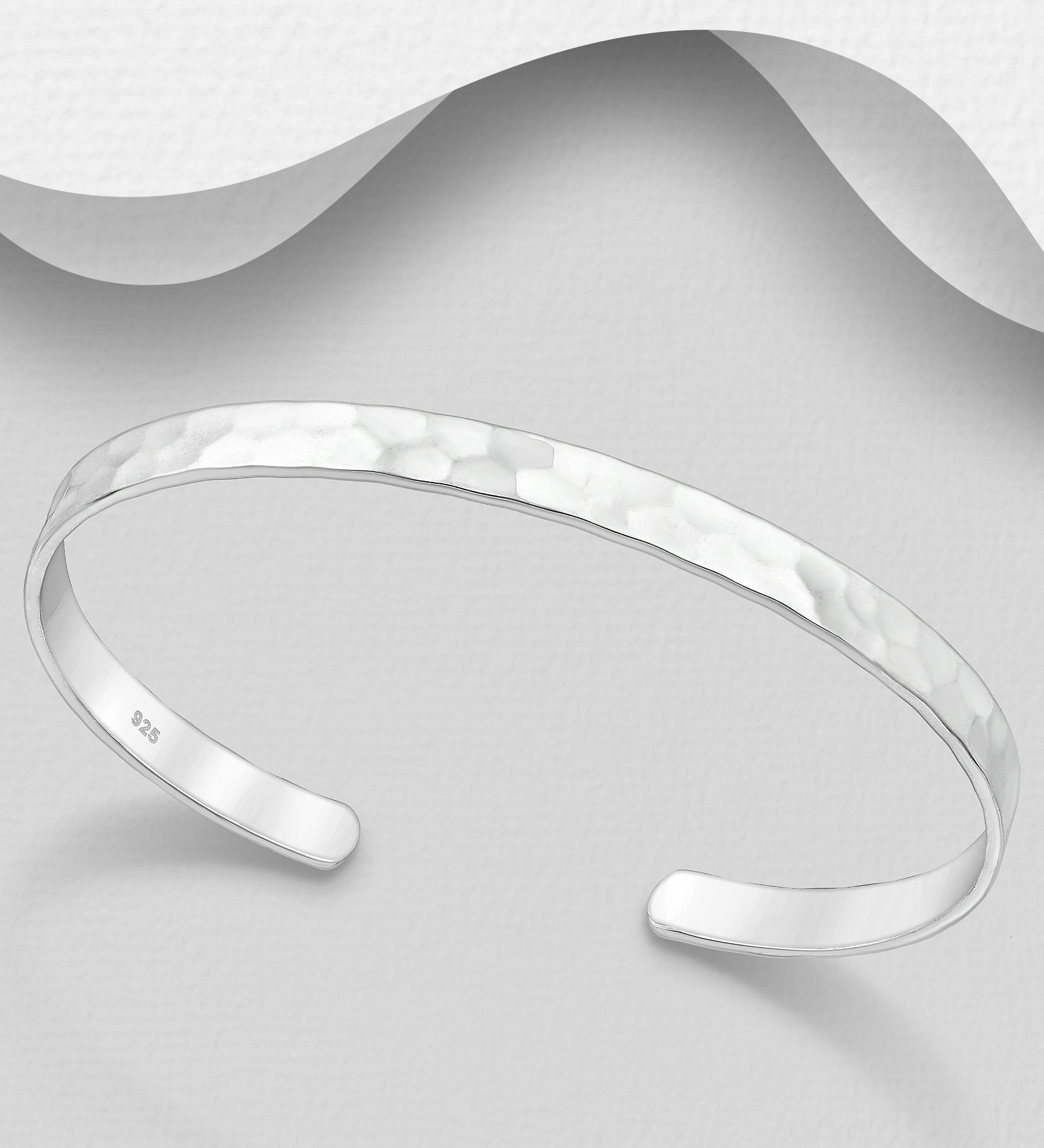 Vackert hamrat, stelt silverarmband i cuff design - armring, armband till tjej/ dam i snygg design & äkta 925 sterling silver
