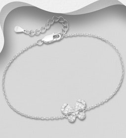 Silverarmband tunt med glittrande Fjäril av vackra cubic