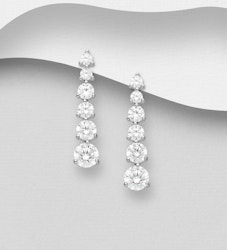 Silverörhängen långa med runda cubic zirkonia stenar