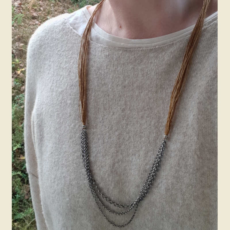 Halsband Tvinna umbra kedjor skapa en rustik & samtidigt mjuk känsla