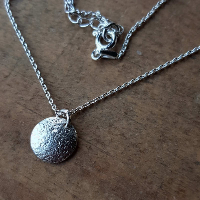 Silverhalsband La Luna grace.