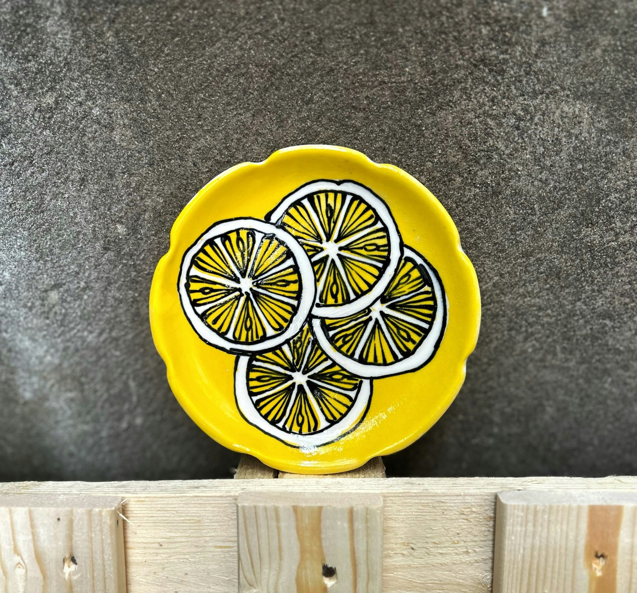 Assiett citrus gul