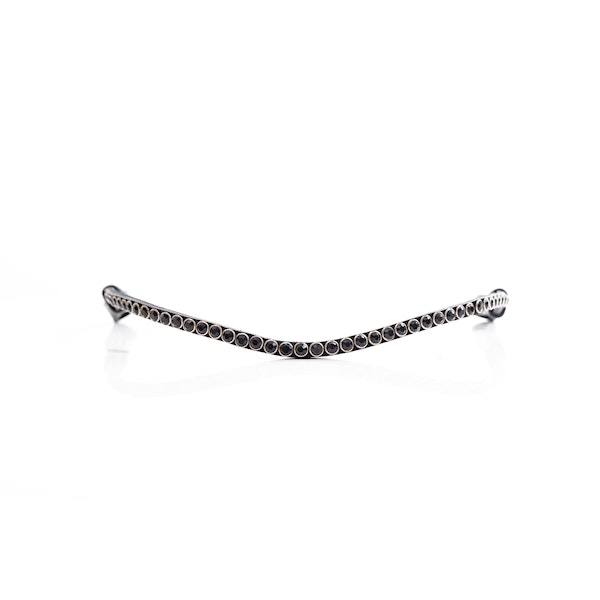 Finesse pannband svart swarovski sten svart.