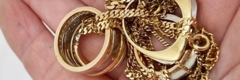 "Kan jag lämna i gammalt guld och få det omgjort, även om det är fel färg eller karat"?