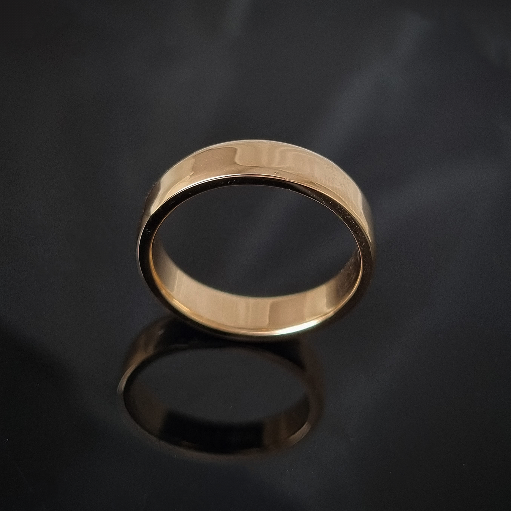 Slät ring i 18K vitt guld - 5 mm - Eco Design Sweden