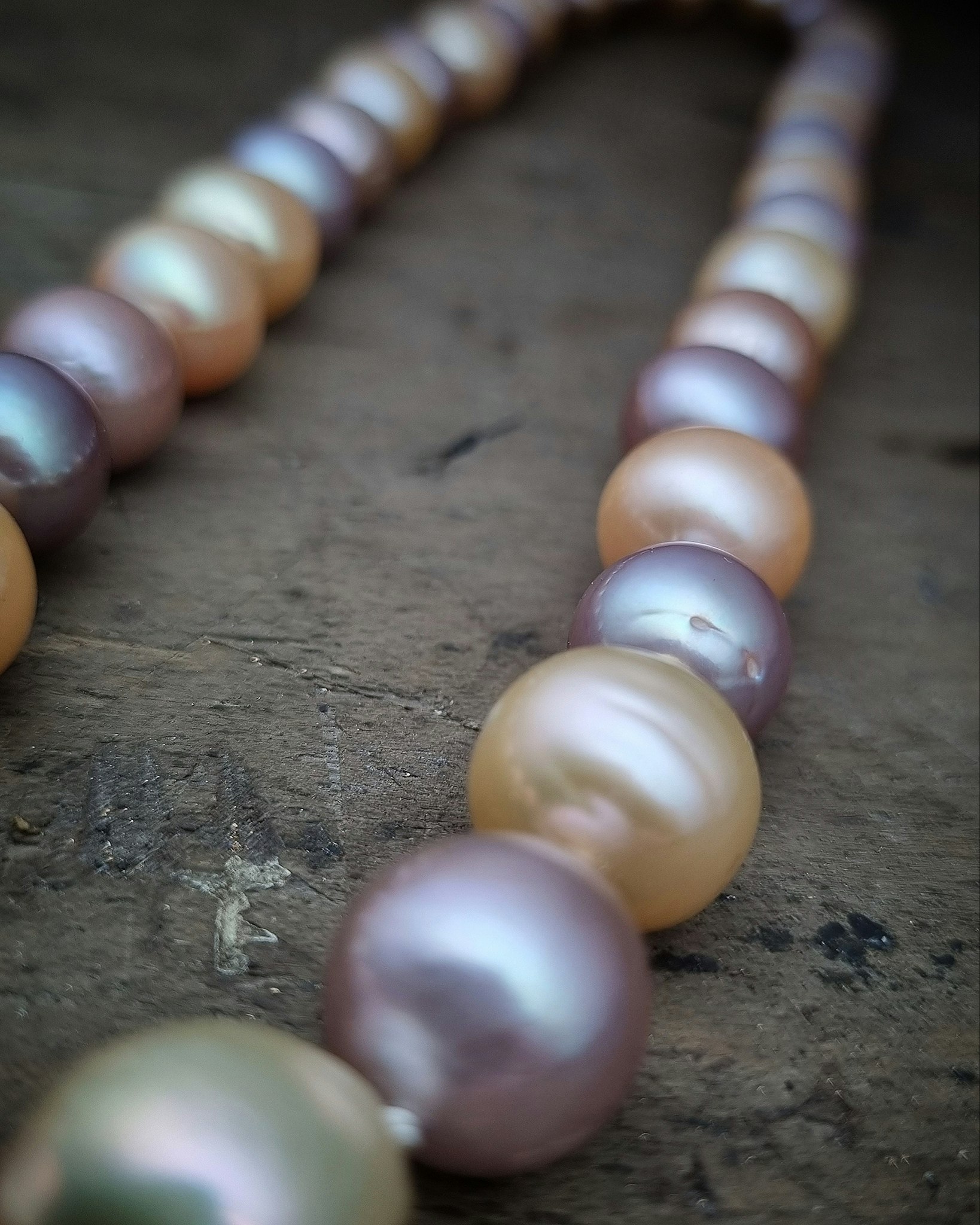 Stora sötvattenspärlor pastell - 47 cm collier