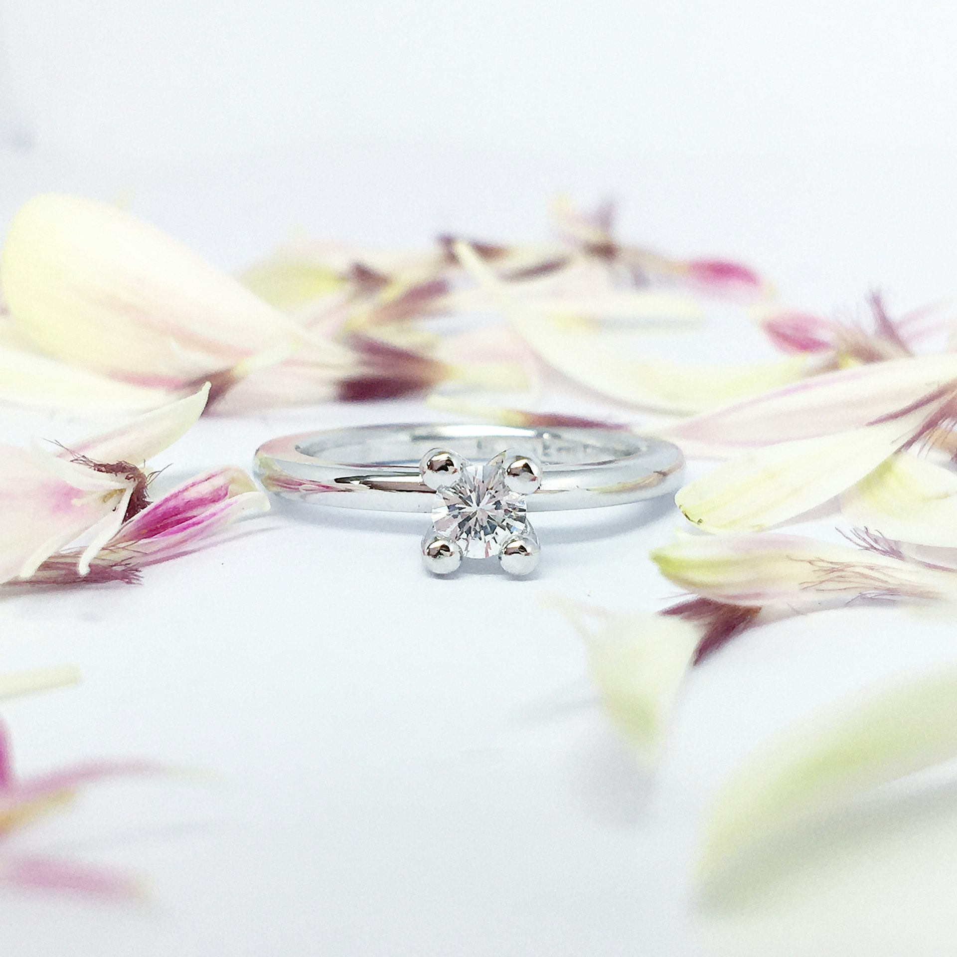 Precious Four - 0,10 ct solitär