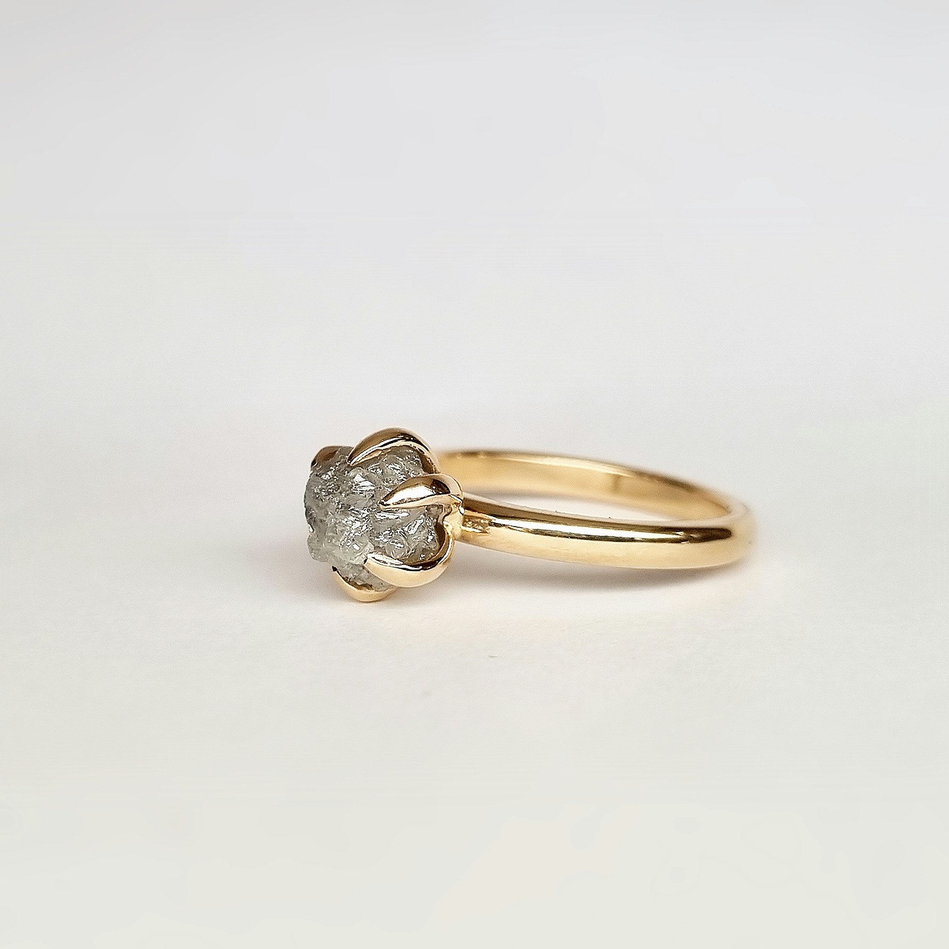 Precious Raw - rådiamantring 2,49 ct