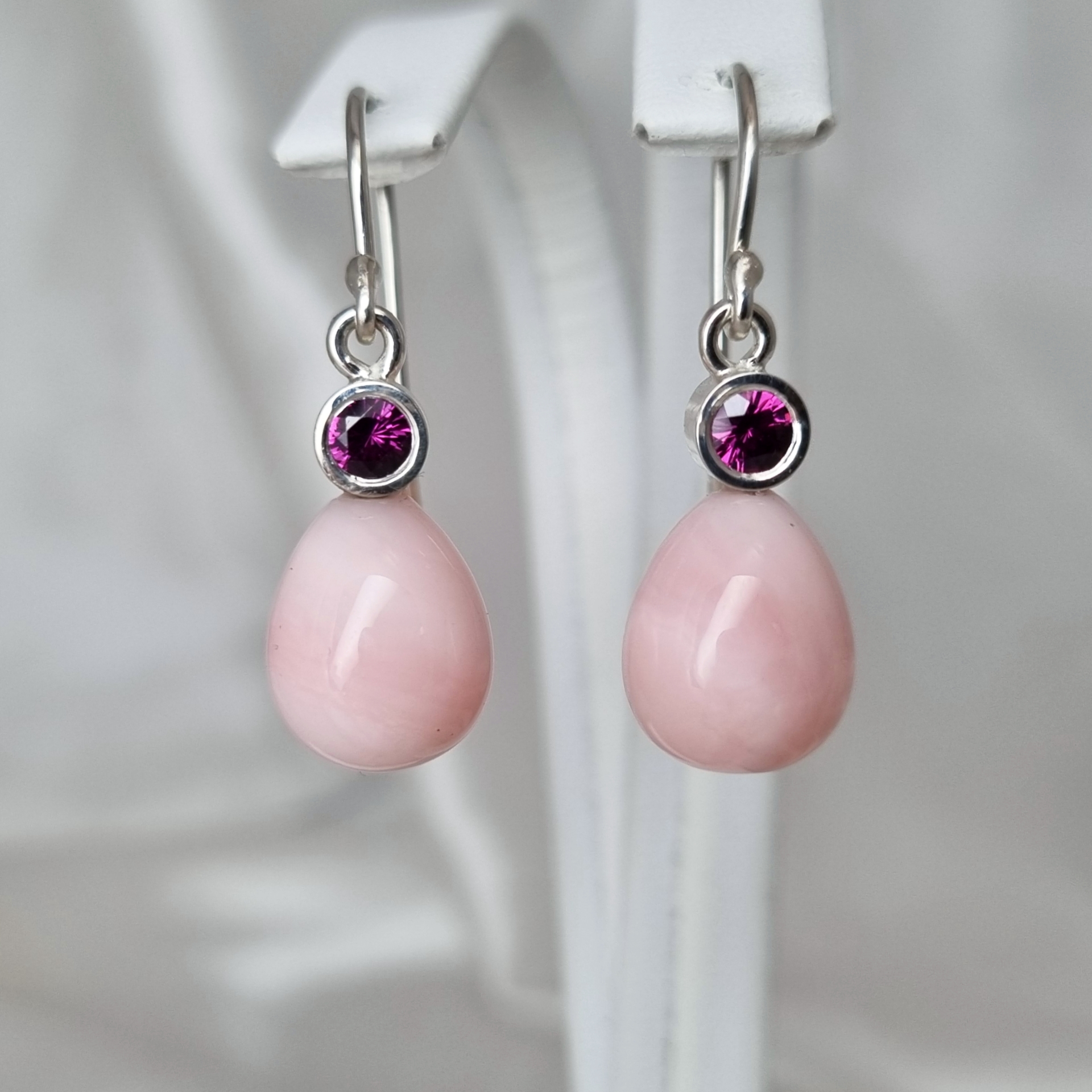 Grape Garnet & Pink Opal - silverörhängen