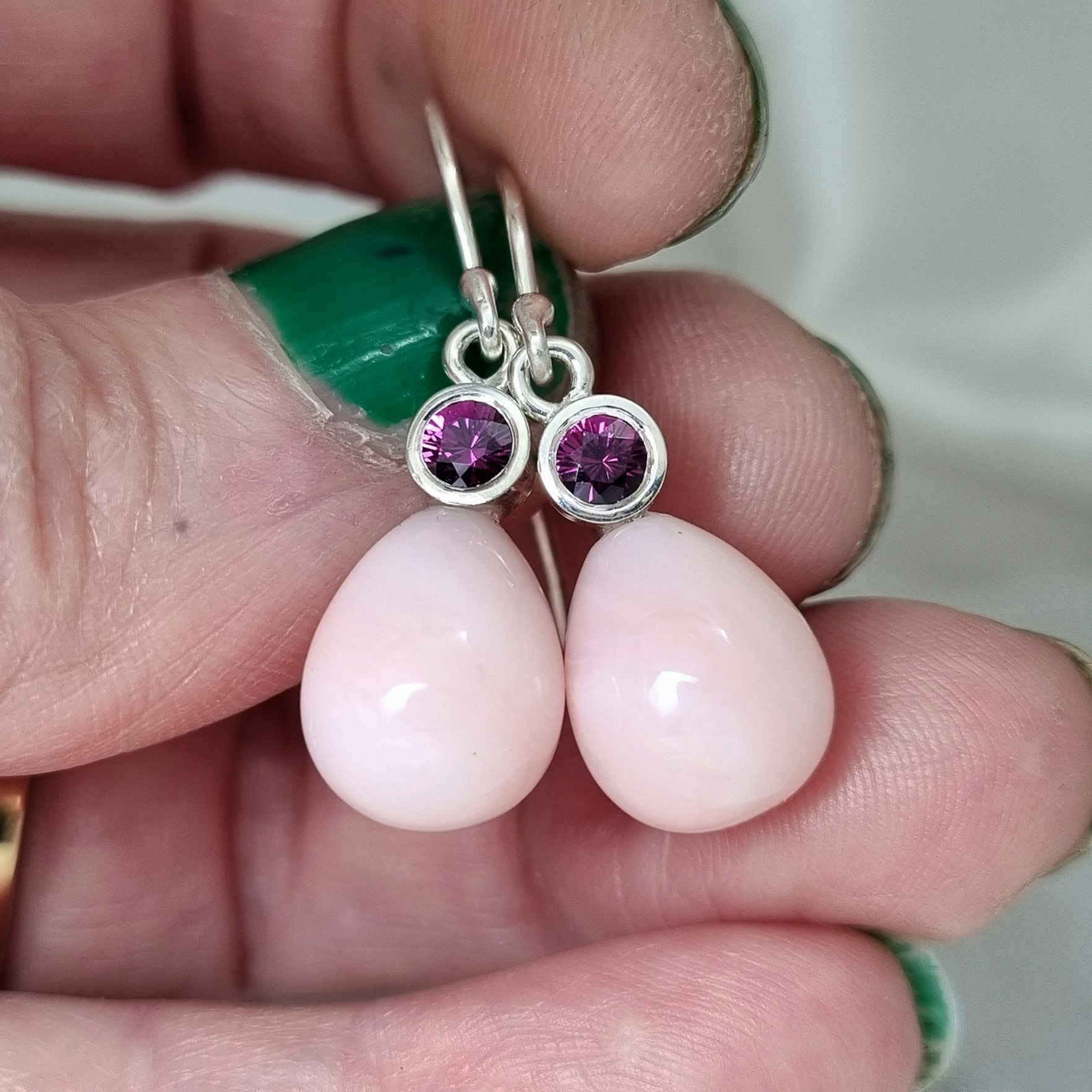 Grape Garnet & Pink Opal - silverörhängen