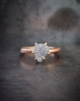 Precious Raw - 18K rådiamantring 2,13 ct