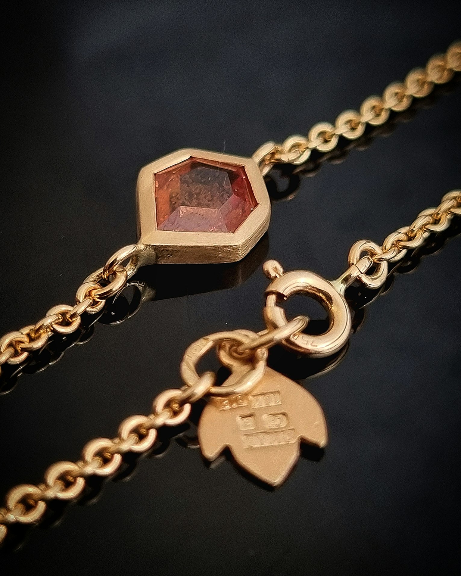 Copper Leaf - 18K Safirarmband