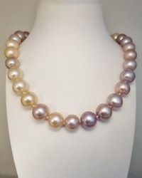 Stora sötvattenspärlor pastell - 47 cm collier