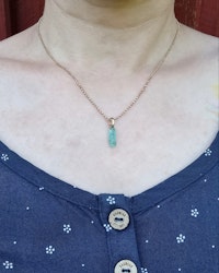 Mintsmaragd 1,61 ct - naturlig råkristall