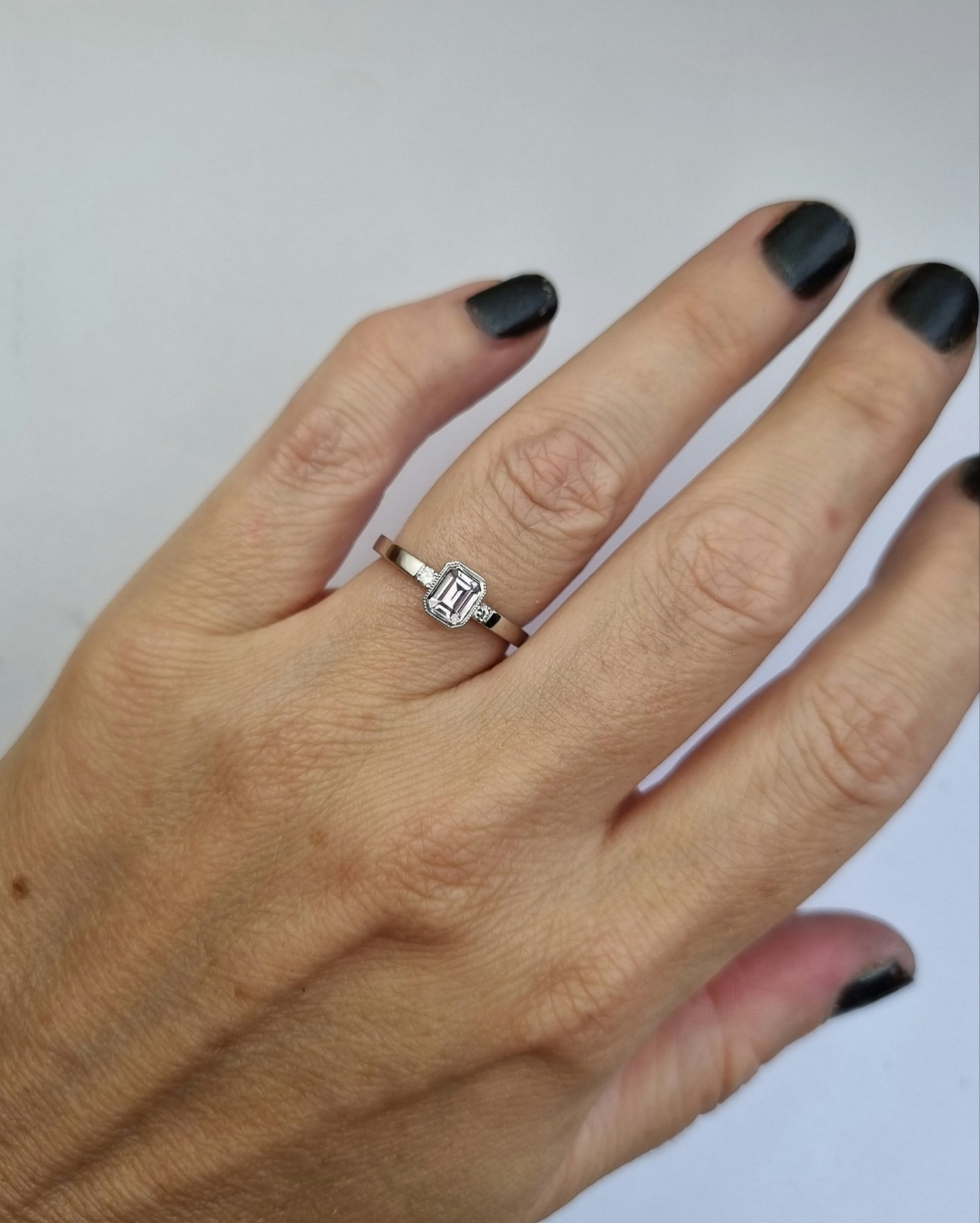 Cotton Candy - 18K vitguldsring med rosa Safir och briljanter