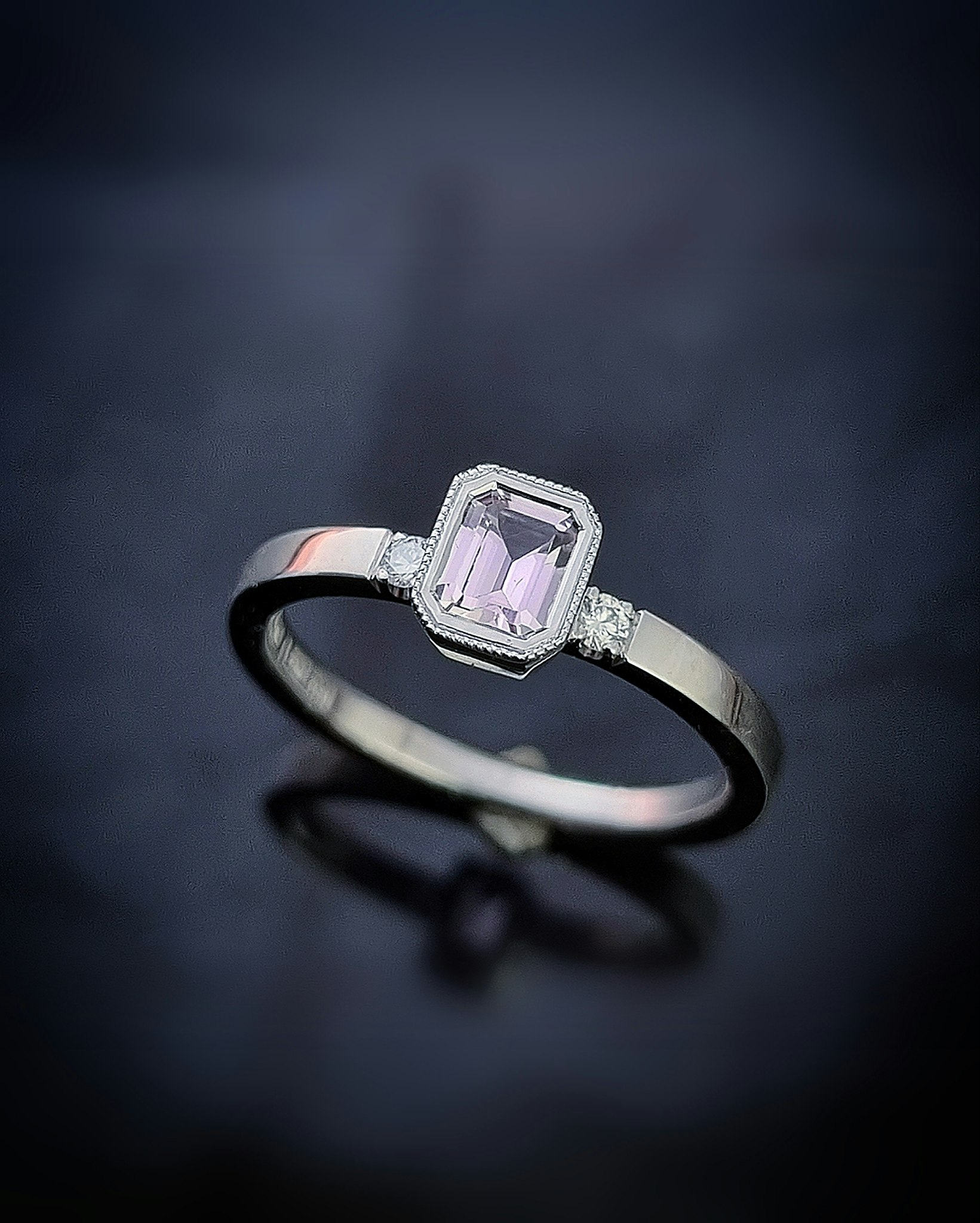 Cotton Candy - 18K vitguldsring med rosa Safir och briljanter