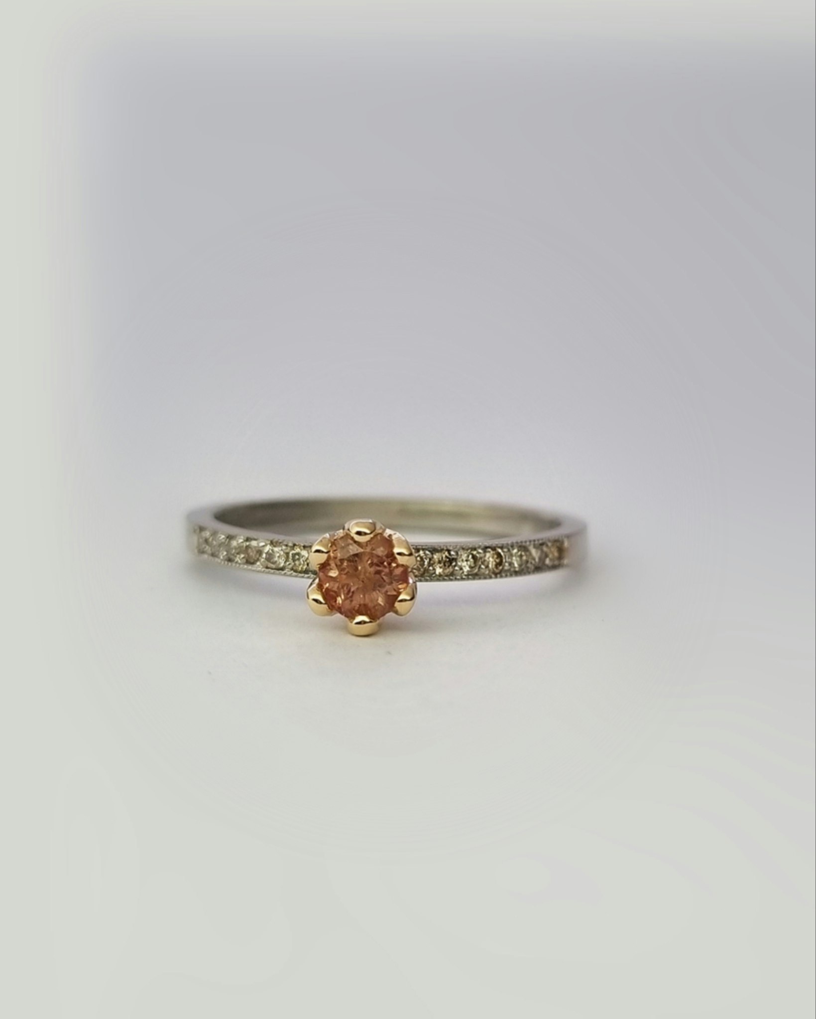 Turmalin- & briljantring i 18K