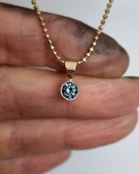 London Blue Topas - hänge i 18K guld