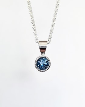 London Blue Topas - hänge i 18K vitt guld