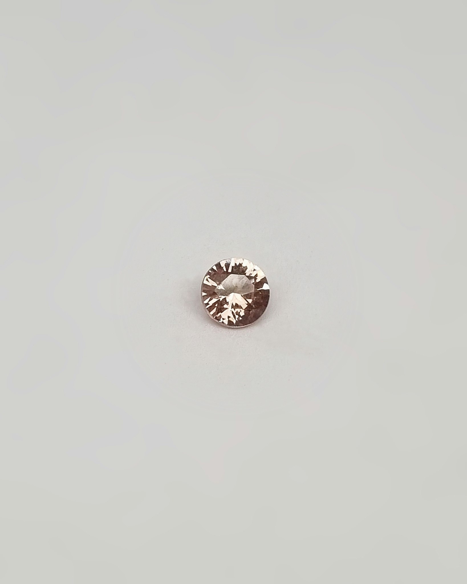 Malaiagranat briljantslipad 5 mm - 'made by order'