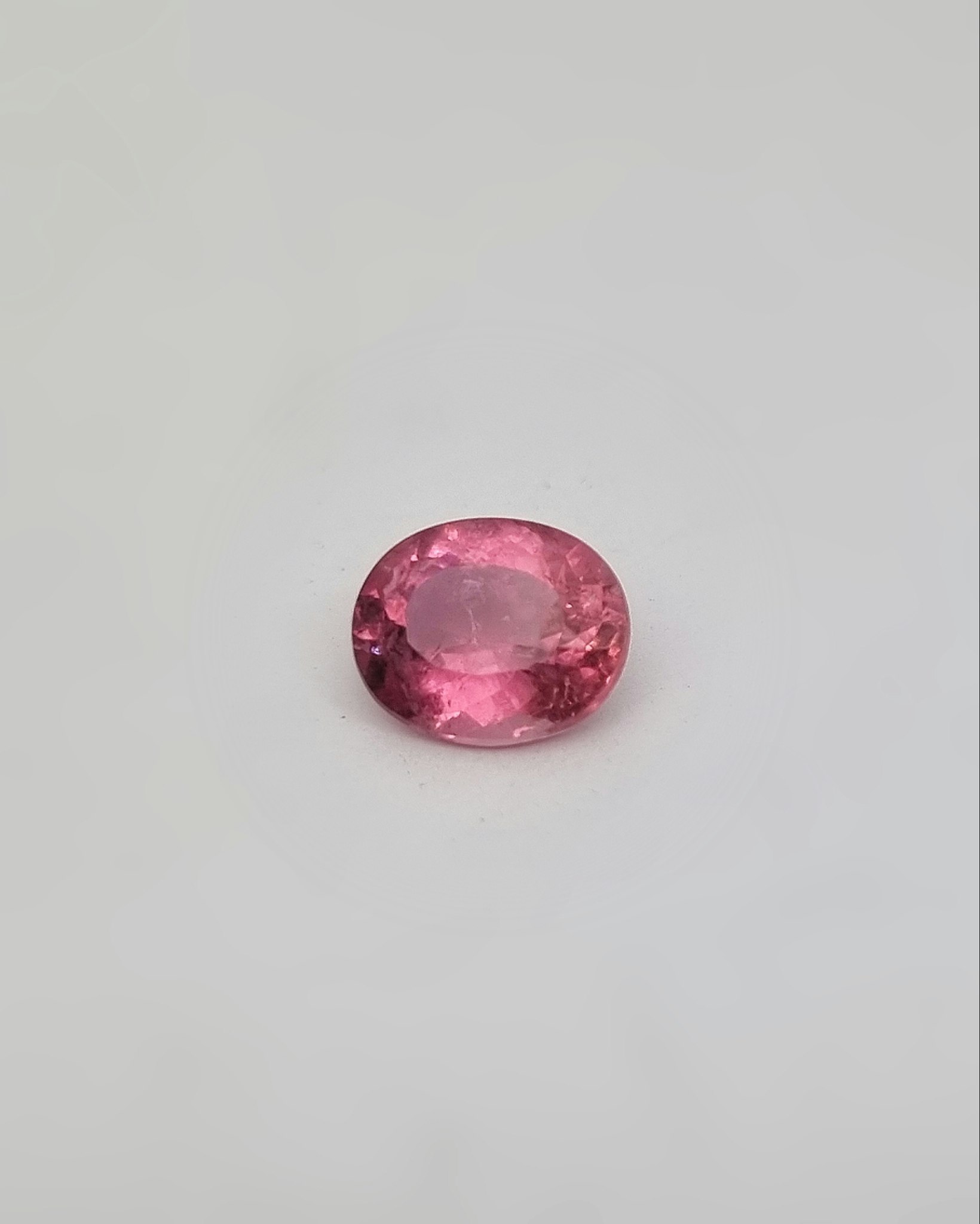 Rosa Turmalin oval 3,15 ct - 'made by order'
