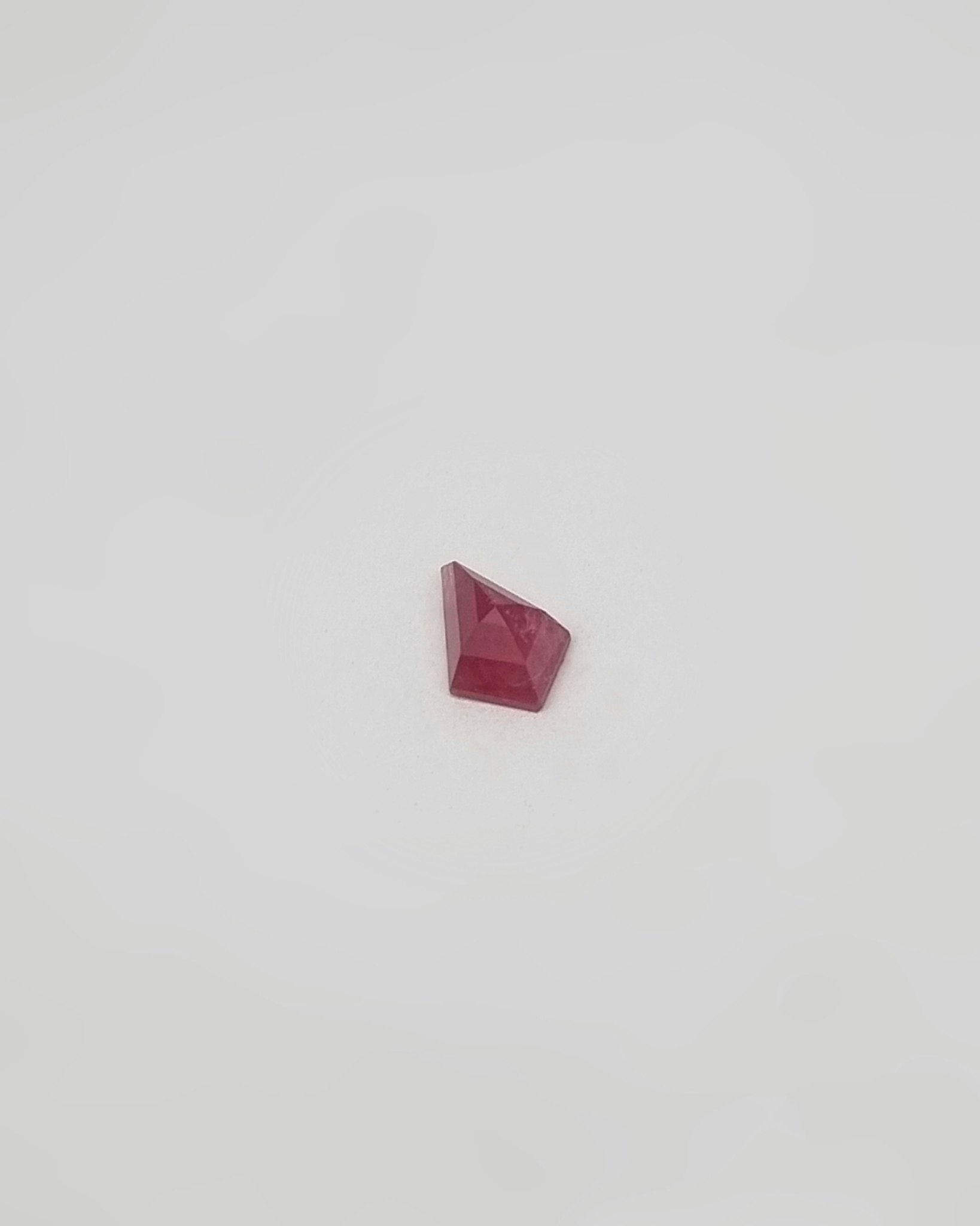 Rubin kite 0,80 ct fair-trade - 'made by order'