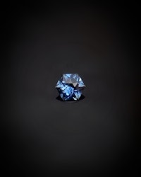 Klarblå Safir hexagonslipad - 'made by order'