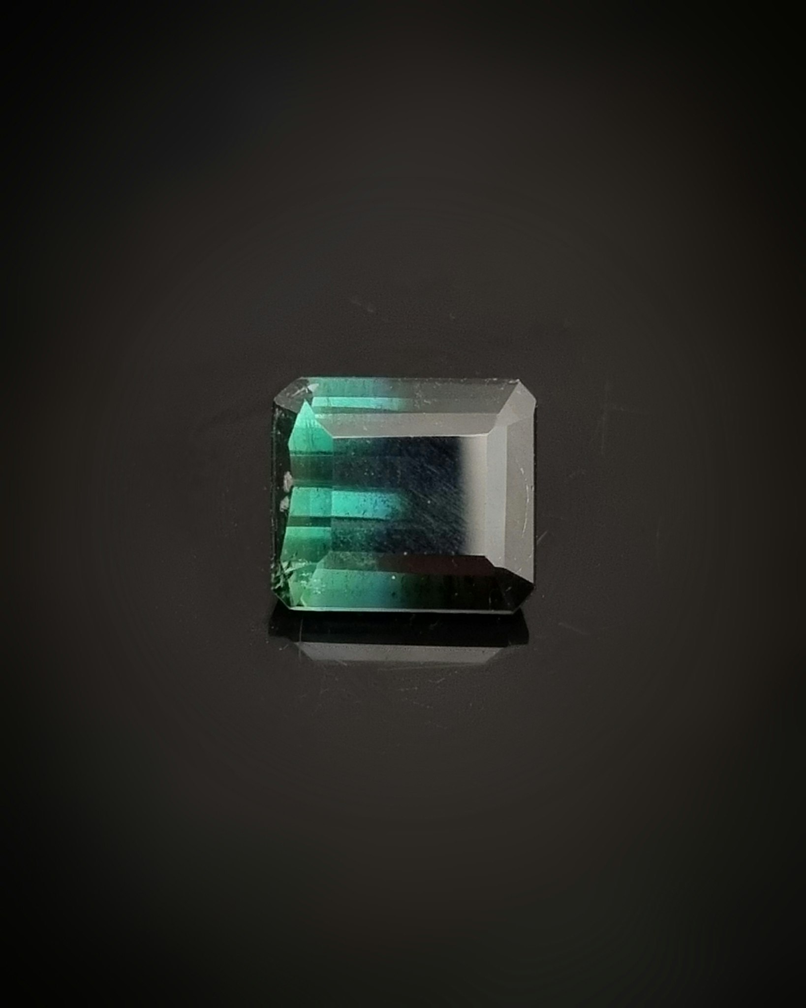 Turmalin 3,98 ct bicolour teal & svart - 'made by order'