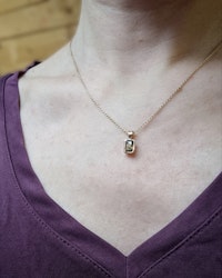 Bicolour Safir 1,42 ct - hänge i 18K guld