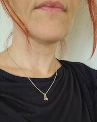 Trio i Turmalin - hänge i 18K guld