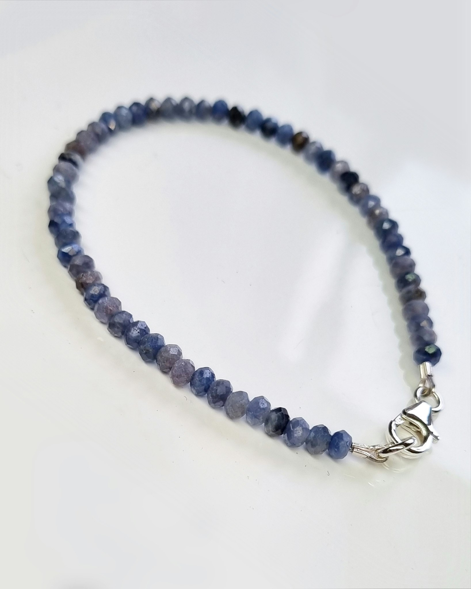 Blått glittrigt Safirarmband - från 17 cm