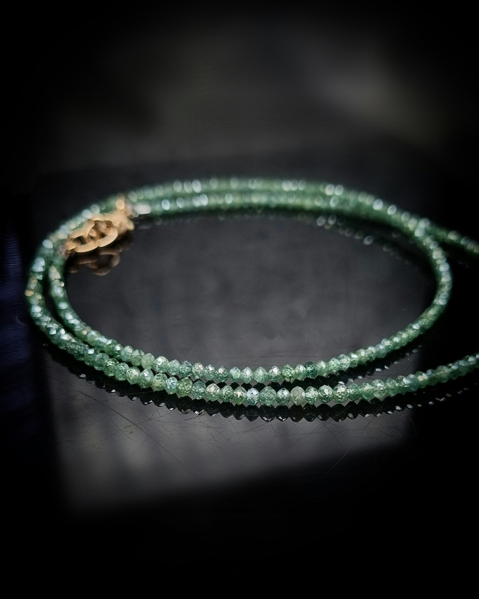 Ljusgrönblått gnistrigt Diamantcollier - 16 ct