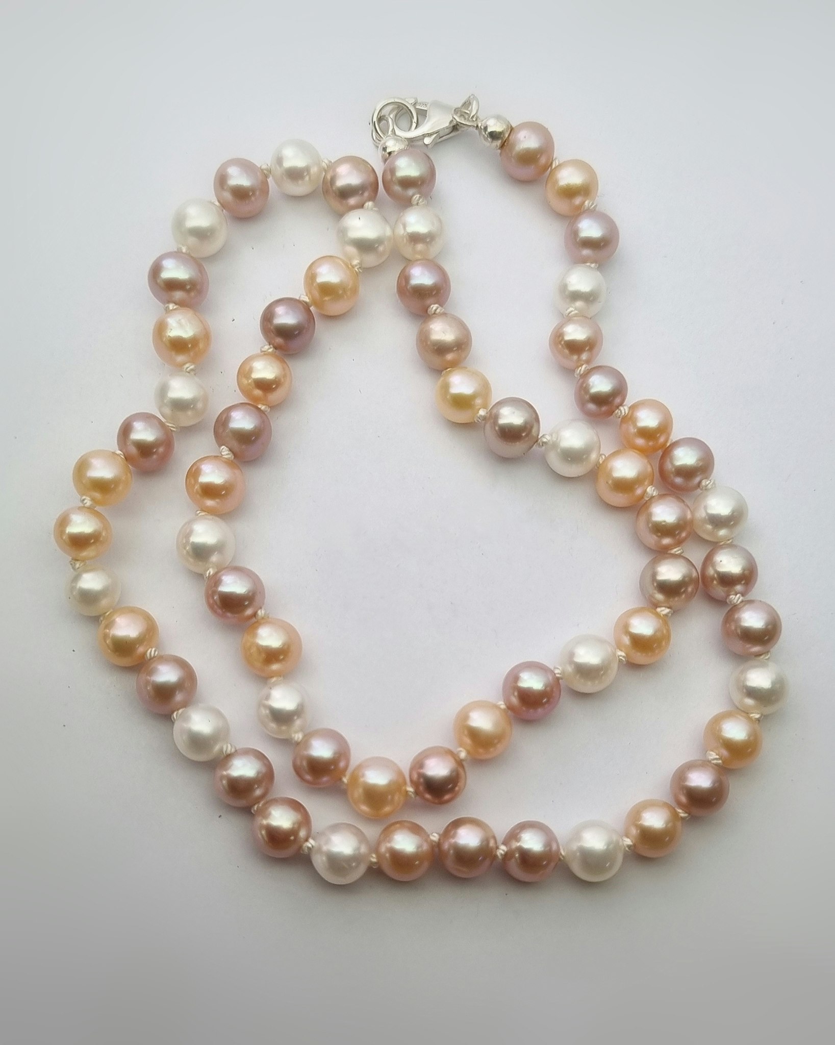 Pastellfärgat pärlcollier sötvatten - 48 cm