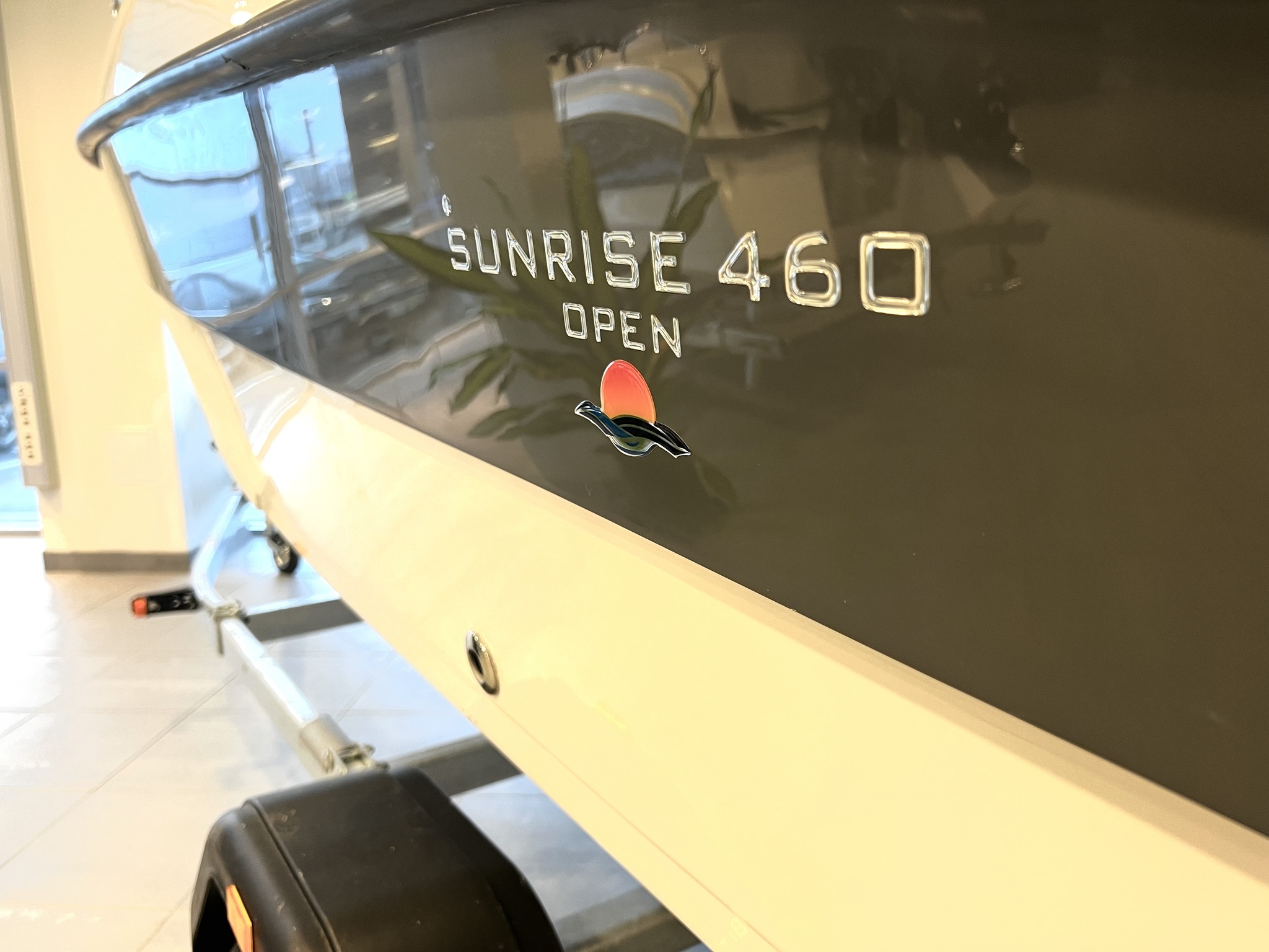 Sunrise 460 Open