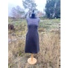 Figurnära ”neutral” klänning SPECiALERBJUDANDE