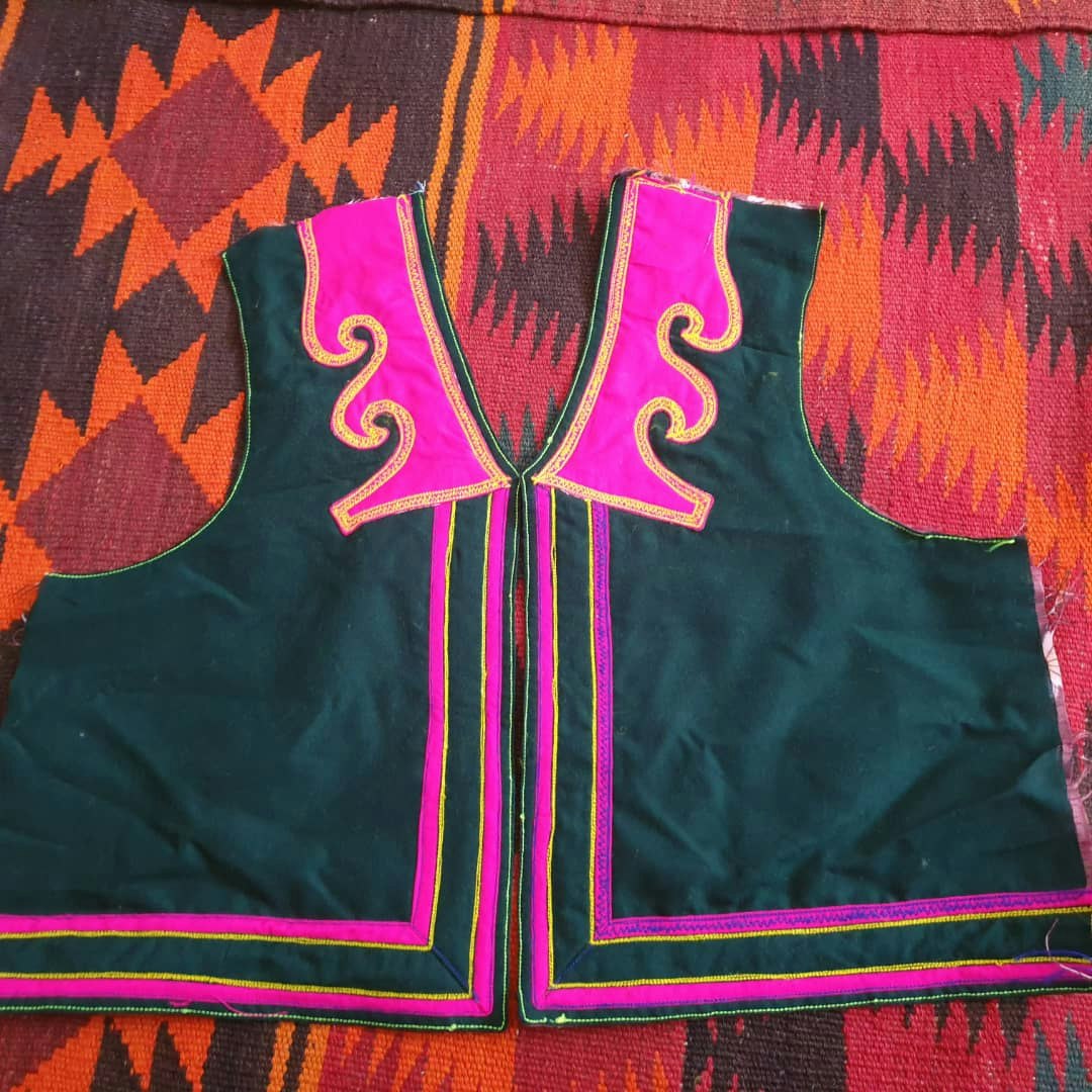 The vest is made from high-quality wool, decorated with intricate floral patterns, geometric designs,& motifs. Hand-embroidered using colorful sewing threads.