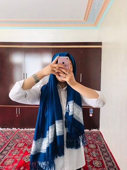 Shafiqa Shawl