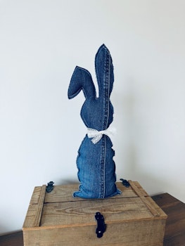 Hare av jeans - Ingrid