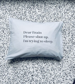 Örngott - Dear Brain