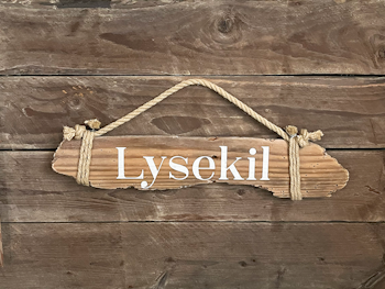 Lysekil - skylt av drivved