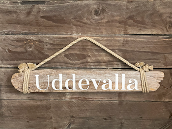 Uddevalla - skylt av drivved