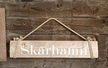 Skärhamn - skylt av drivved