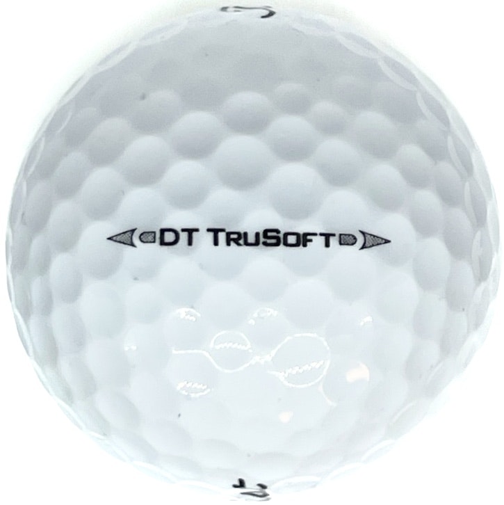 Detta är en vit golfboll, Titleist DT Trusoft/Solo