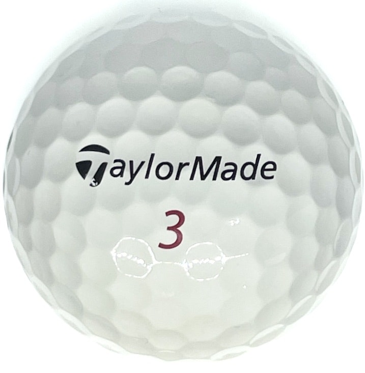 Detta är en vit golfboll, Taylormade Burner