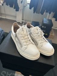 Giuseppe Zanotti Frankie Low Top Sneakers