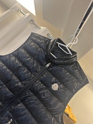 Moncler Gui Down Väst 3 - M