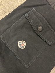 Moncler ”Born To Protect” Pantalone Byxor 14y - S