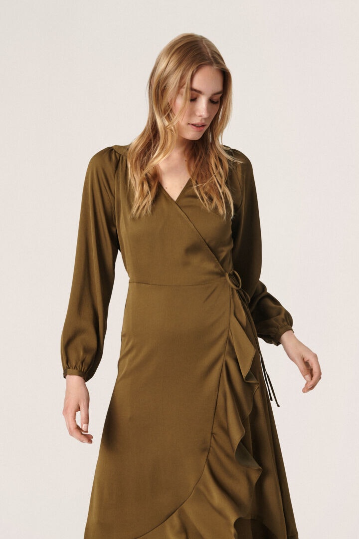 Omlottklänning - Karven Olivgrön